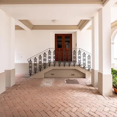 Bright Terrace - Modern 2br *