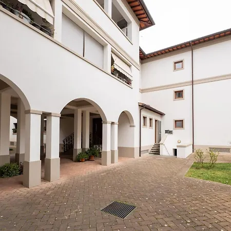 Bright Terrace - Modern 2br Florencia