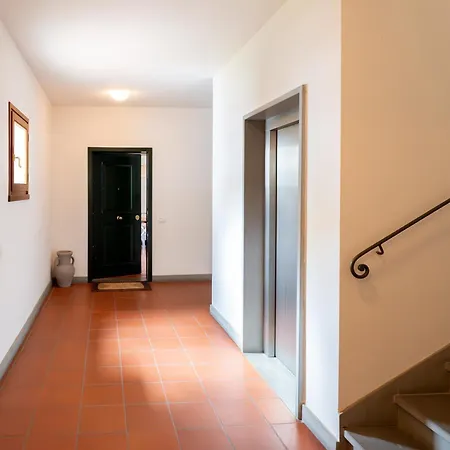 Bright Terrace - Modern 2br Apartamento