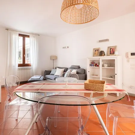 Apartamento Bright Terrace - Modern 2br Florencia