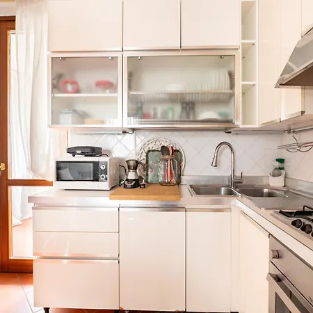Bright Terrace - Modern 2br Apartamento *