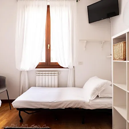 Bright Terrace - Modern 2br Florencia