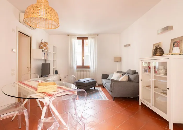 Bright Terrace - Modern 2br * Firenze