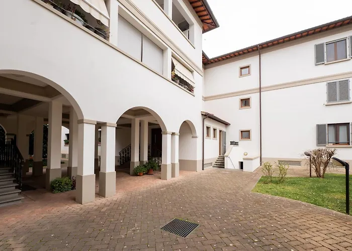 Bright Terrace - Modern 2br Florenz